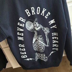 Luke Combs beer never broke my heart hoodie